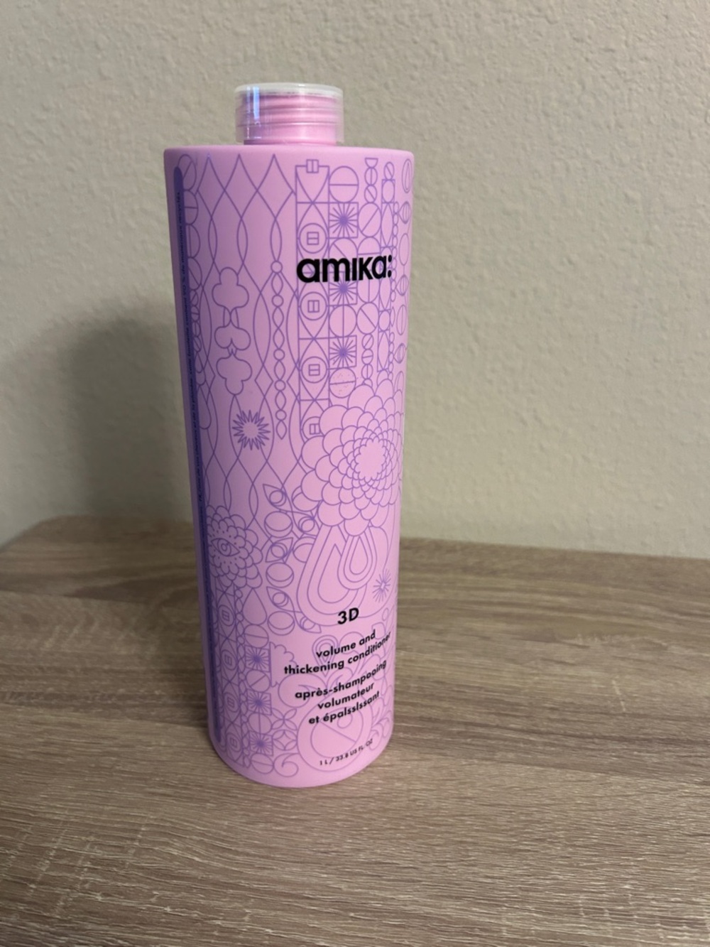 amika 3D Volume & Thickening Conditioner - salon quality protection